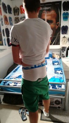 iluvsox:  manniberlin:  #sag #sagger #sagging #adidas #underwear
