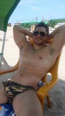 Follow my two hairy men blogs:http://sambrcln.tumblr.comhttp://hairysex.tumblr.com