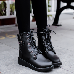 momoiro-megane:  ✧ Cool Black Lace Up Ankle Boots   ✧  