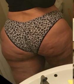 elmen75:  Delicious perfect ass 😋😋