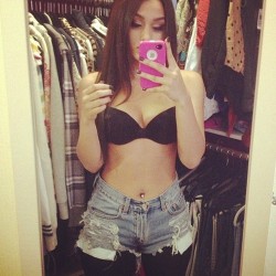 flyestfemales:  flyestfemales