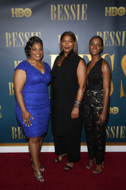 paintmemidnightblue:  fyeahblackactresses:  Mo'Nique, Queen Latifah