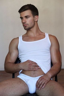 joselito28:  ☑Visitez et Suivezwww.joselito28.tumblr.com