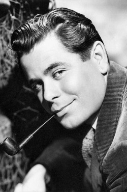 mrglennford:  An avid pipe smoker, Glenn Ford collected dozens