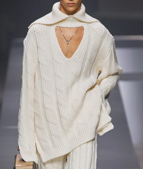 a-state-of-bliss:  Fendi Menwear Fall/Wint 2022