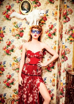 miss-vanilla:  Hollie May Saker by Ellen von Unwerth for Vogue