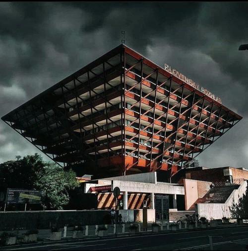 evilbuildingsblog:  I believe this belongs here…