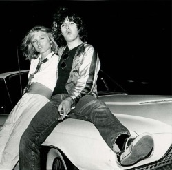 your-hair-is-beautiful:  Debbie and Clem in front of CBGB’s