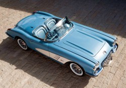 prova275:  Horizon Blue… 1960 Corvette C1