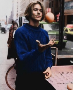 my-own-private-rio:   River Phoenix - “Run to the rescue with
