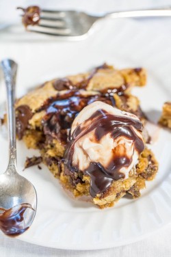 do-not-touch-my-food:  Chocolate Chip Skillet Cookie