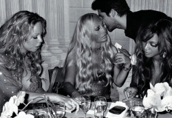 goddess-of-hookers:    Mariah Carey, Donatella Versace and Beyoncé