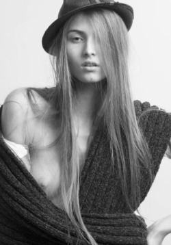 Anna Porzuczek - Elite Models Paris.