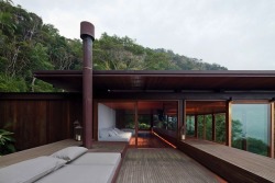 living-in-luxury:  AMB House, Brazil