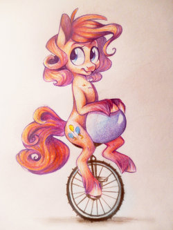 twilightsprinkle:  Pinkie Pie by LocksTO  x3 <3