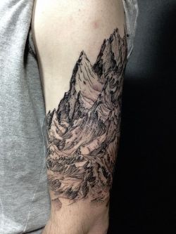 nuhstalgicsoul: tattooideasdb:  Craggy Mountains Tat http://www.tattooideas1.org/placement/arm/craggy-mountains-tat/