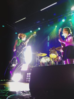 shimmy-neutron:  Sleater-Kinney 4/16/15