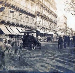 argentina-vintage:  Año 1904, y el andar de los primeros automóviles