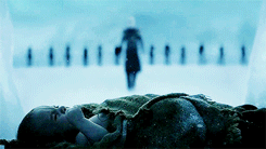 shorty-the-pimp:  novemberlenox:  the-targaryen:   W i n t e r   is coming   ♔  Is this a Frozen deleted scene?  Yes 
