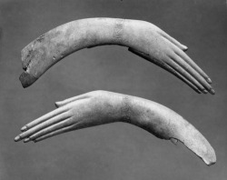 cntgn: Pair of Ivory Clappers in Form of Human Hands Egypt, 1539