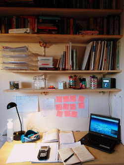 tea-and-notebooks:   10-04-2015 // My desk from kind of a long