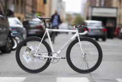 fixedonfixies:Cannondale Track via Saadl