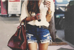 elementives:  Outift on We Heart It.