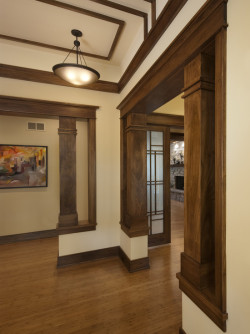 houseandhomepics:  living by Studio 1 Architects http://www.houzz.com/photos/100463/La-Grange-Park-Residence-traditional-living-room-chicago