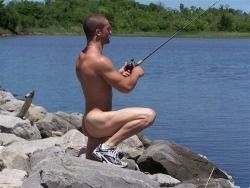 benudenfree:  nude fishing  :)    beautiful shot    ♥