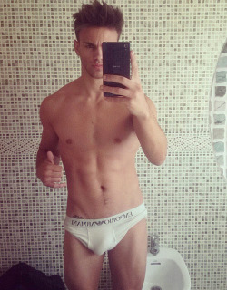 bambam62:  Sergio Carvajal | #selfie