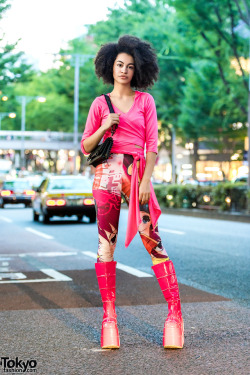 tokyo-fashion:  Tokyo-based model Choom on the street in Harajuku