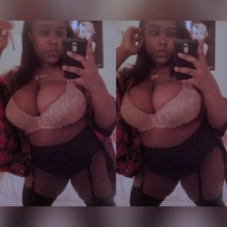 bustyspice:  The Fat girl who hates wearing clothes..