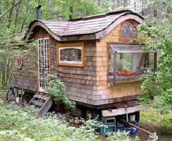 earthsongs:  tinyhousecanada:  The Gypsy Wagon.  Been absolutely