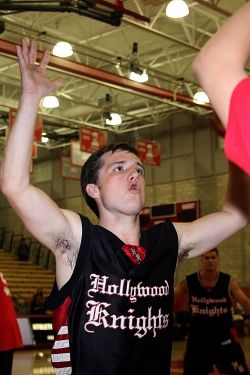 male-armpit:  Josh Hutcherson 