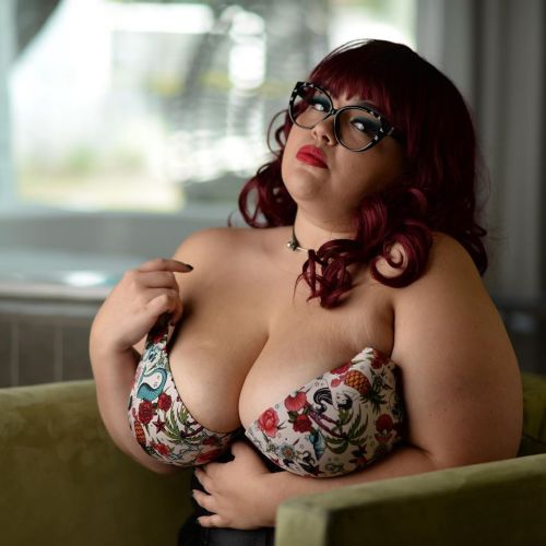 fat-heels:  gonotme: Lucient Lily   https://www.instagram.com/lucientlily/