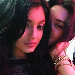 kendall-kyliee:  kyliejenner: I love you