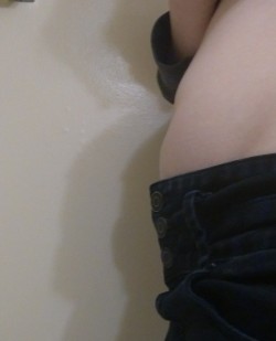 cassieholdspee: Bladder bulge progression, as requested. <3