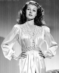  Rita Hayworth, 1940s 