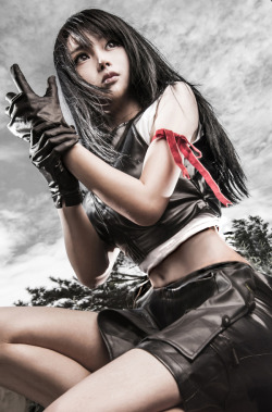 scandalousgaijin:  Tifa Lockhart - XF   j’adore