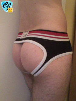 anthonyjamesunderwear:  What do you think? I think my bum looks