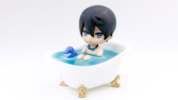 The new chibi Haru figure from Groove Garage!  D'aww <3