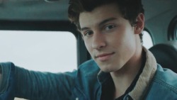 foreverlostinyourlight: Damn, Shawn, you are too handsome. Stop!