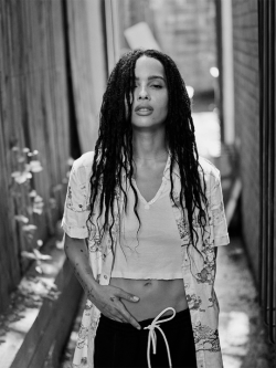 gayrue:ZOË KRAVITZ by Gus Van Sant for i-D Magazine (2019)