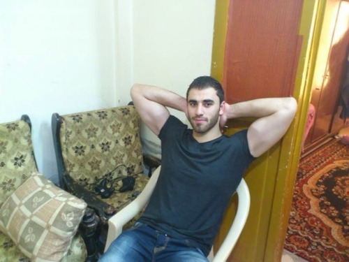 leb4men:  Arab hunk! Would love to just sexually attack him! arabiandelights arabmen witharab hotarabmales real-hot-arab-guys   