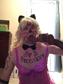 princessxo89:  Don’t forget to follow me on twitter to see
