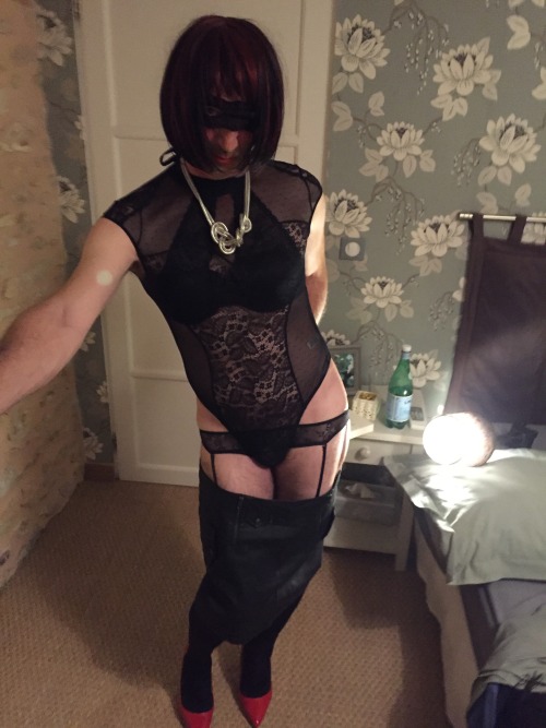 Very sexy Claire….