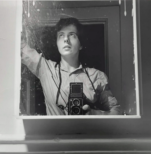 detournementsmineurs:“Self-Portrait, New York” de Vivian