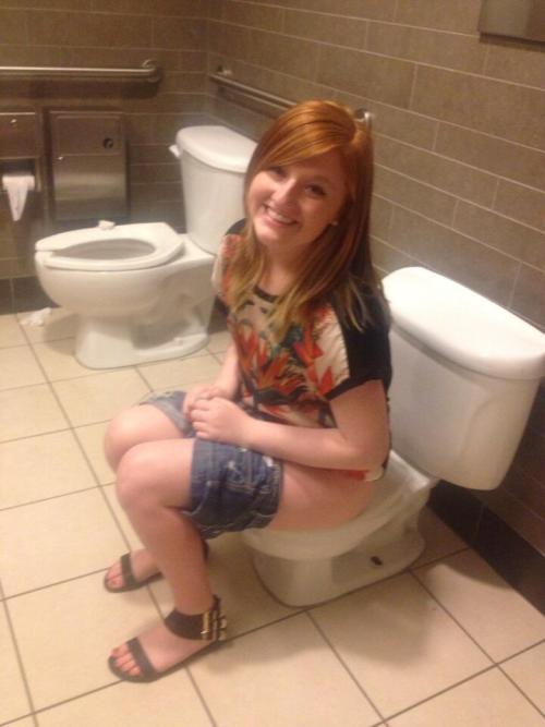 dimitrivegas:  Pooping