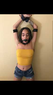 asexybabygirl:  I like being tied up until someone fucks me