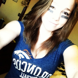 colorado-country-babe:  I’ll always be a Broncos fan. 